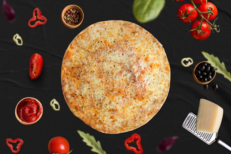 La combinación perfecta sí existe 👀 Nuestra base une masa, salsa y queso en una pizza tradicional de  14" o 18"